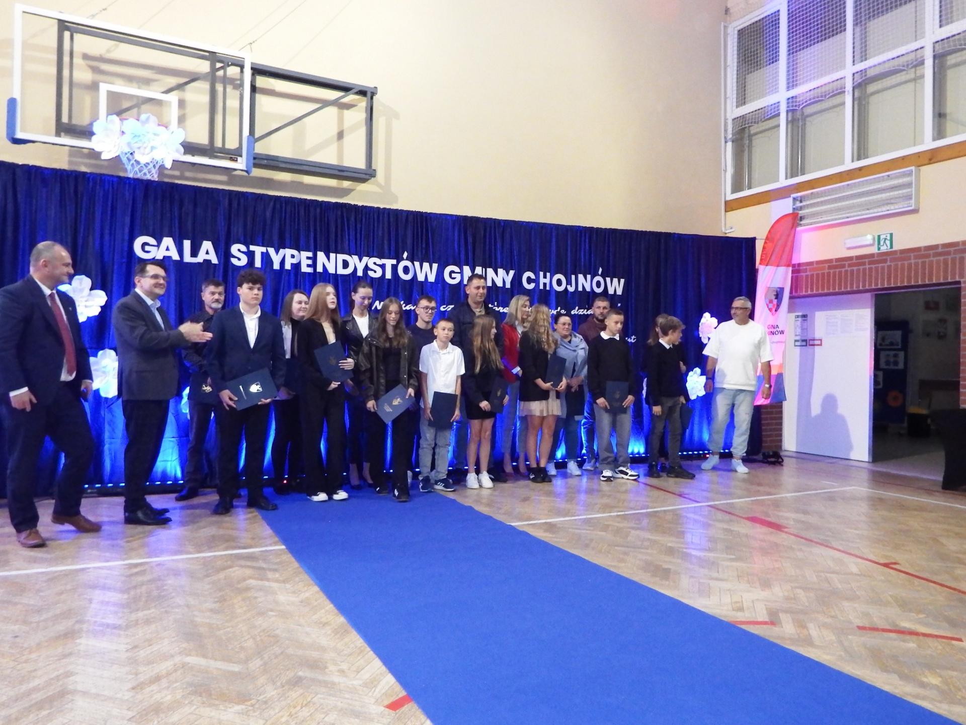 wyróżnieni stypendyści